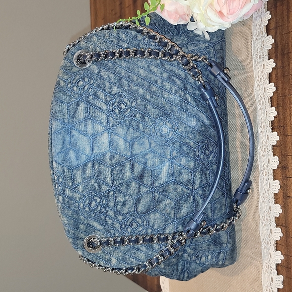 SOLD Rare & authentic CHANEL denim bag - Picture 2 of 15